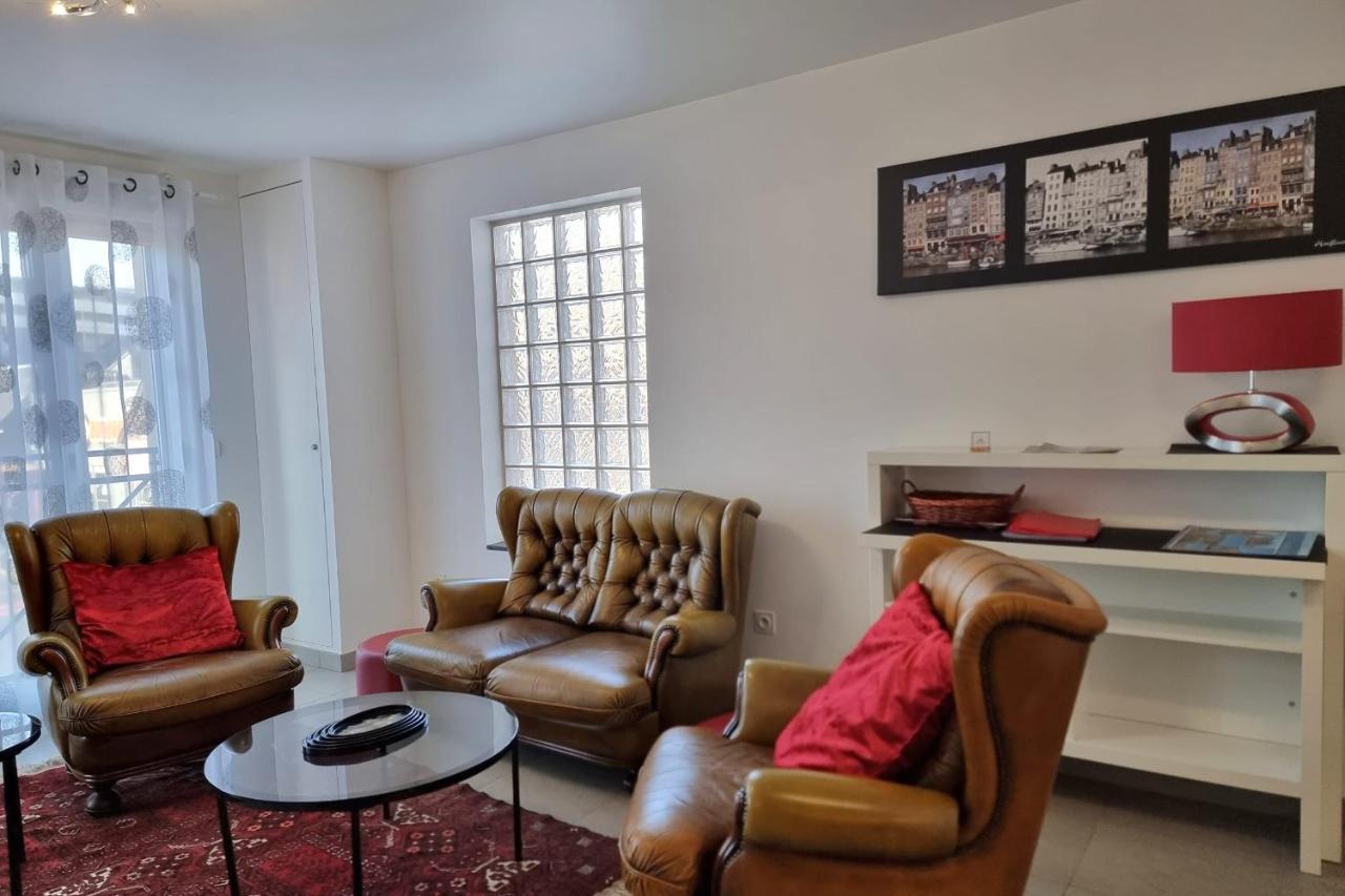 Chez Lou Et Dan 4P Apartment With Balcony Elevator And Secure Parking Honfleur Extérieur photo
